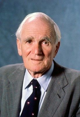 Desmond Llewelyn